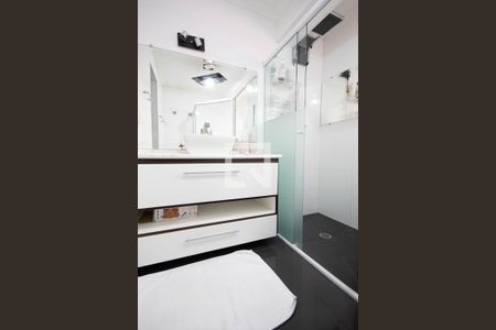 Apartamento à venda com 160m², 3 quartos e 2 vagas Apartamento à venda com 160m², 3 quartos e 2 vagasBanheiro da Suíte