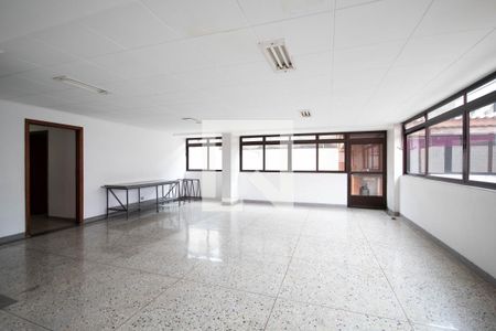 Apartamento à venda com 160m², 3 quartos e 2 vagas Apartamento à venda com 160m², 3 quartos e 2 vagasÁrea comum - Salão de festas