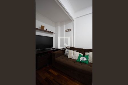 Apartamento à venda com 160m², 3 quartos e 2 vagas Apartamento à venda com 160m², 3 quartos e 2 vagasSala de TV