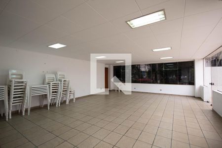 Apartamento à venda com 160m², 3 quartos e 2 vagas Apartamento à venda com 160m², 3 quartos e 2 vagasÁrea comum - Salão de festas