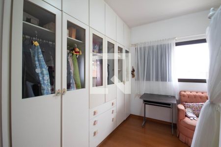 Apartamento à venda com 160m², 3 quartos e 2 vagas Apartamento à venda com 160m², 3 quartos e 2 vagasQuarto 2