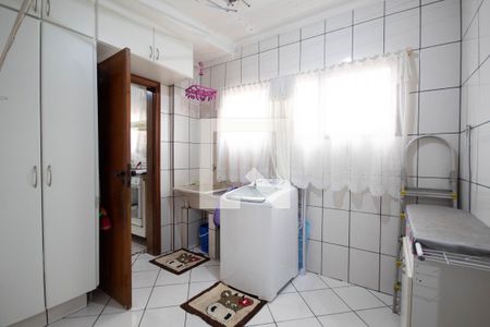 Apartamento à venda com 160m², 3 quartos e 2 vagas Apartamento à venda com 160m², 3 quartos e 2 vagasÁrea de Serviço