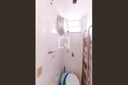 Apartamento à venda com 66m², 2 quartos e 1 vaga Apartamento à venda com 66m², 2 quartos e 1 vagaBanheiro de Serviço