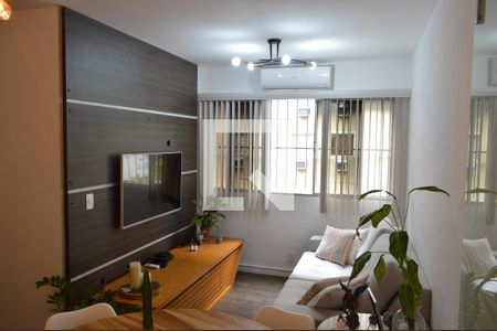 Sala  de apartamento para alugar com 3 quartos, 64m² em Pechincha, Rio de Janeiro
