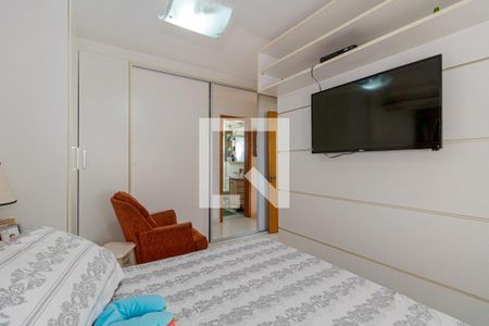 Suite de apartamento à venda com 2 quartos, 103m² em Jardim Lindóia, Porto Alegre