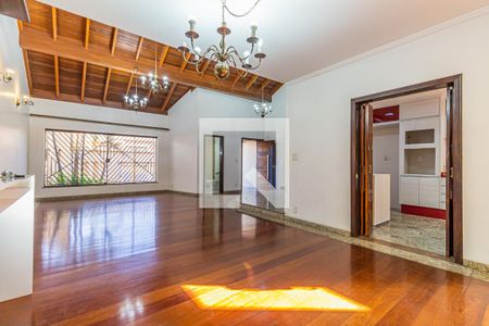 Sala de casa à venda com 4 quartos, 287m² em Vila Camilópolis, Santo André