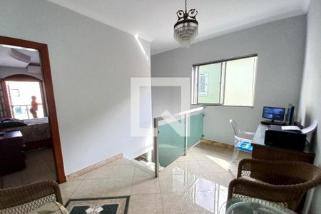 Sala de Estar de casa à venda com 3 quartos, 234m² em Serrano, Belo Horizonte