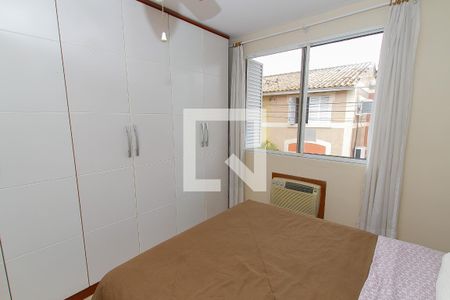 Quarto 1 de casa de condomínio à venda com 3 quartos, 90m² em Humaitá, Porto Alegre