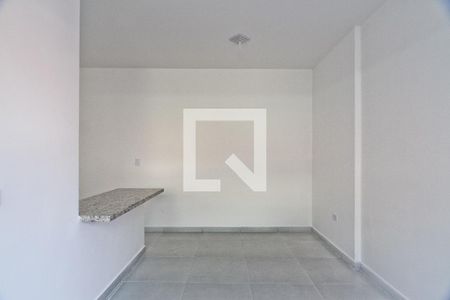 Sala de casa de condomínio para alugar com 2 quartos, 43m² em Vila Guaca, São Paulo