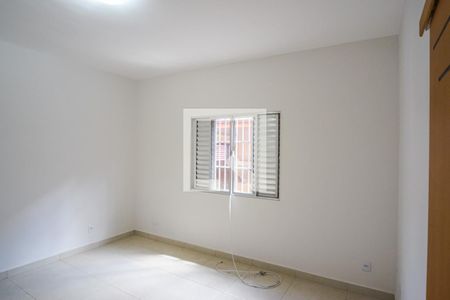 Quarto de casa para alugar com 1 quarto, 77m² em Vila Carrao, São Paulo