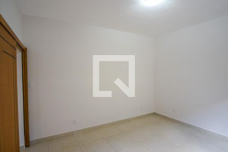 Quarto de casa para alugar com 1 quarto, 77m² em Vila Carrao, São Paulo