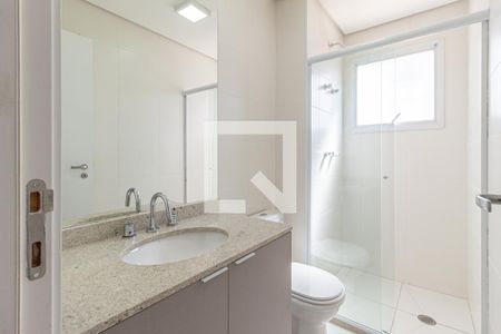 Banheiro da suíte de apartamento para alugar com 1 quarto, 67m² em Centro, Osasco