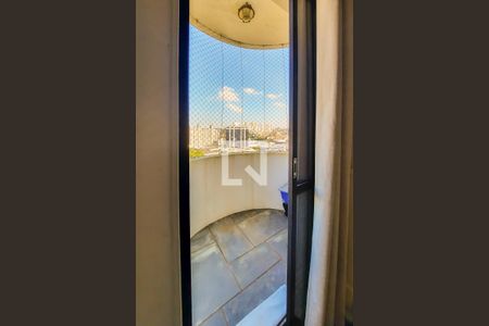 Apartamento à venda com 139m², 3 quartos e 2 vagas Apartamento à venda com 139m², 3 quartos e 2 vagasVaranda da Suíte