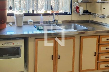 Apartamento à venda com 139m², 3 quartos e 2 vagas Apartamento à venda com 139m², 3 quartos e 2 vagasCozinha