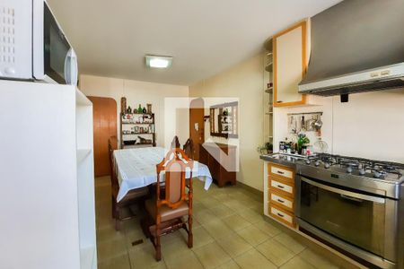 Apartamento à venda com 139m², 3 quartos e 2 vagas Apartamento à venda com 139m², 3 quartos e 2 vagasCozinha