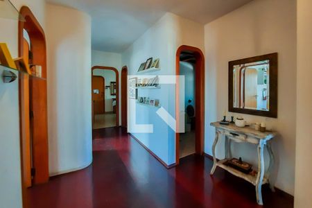 Apartamento à venda com 139m², 3 quartos e 2 vagas Apartamento à venda com 139m², 3 quartos e 2 vagasHall dos dormitórios