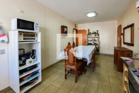 Apartamento à venda com 139m², 3 quartos e 2 vagas Apartamento à venda com 139m², 3 quartos e 2 vagasCozinha