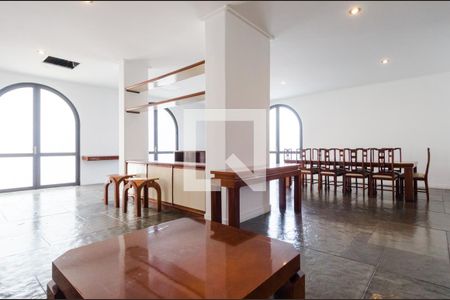 Apartamento à venda com 139m², 3 quartos e 2 vagas Apartamento à venda com 139m², 3 quartos e 2 vagasÁrea Comum