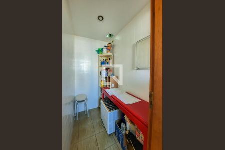 Apartamento à venda com 139m², 3 quartos e 2 vagas Apartamento à venda com 139m², 3 quartos e 2 vagasÁrea de Serviço