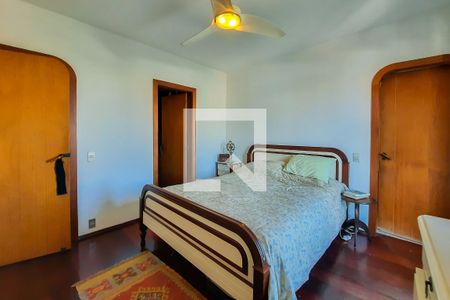 Apartamento à venda com 139m², 3 quartos e 2 vagas Apartamento à venda com 139m², 3 quartos e 2 vagasSuíte