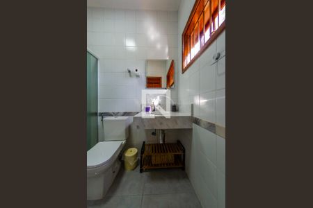 Casa para alugar com 500m², 6 quartos e 4 vagas Casa para alugar com 500m², 6 quartos e 4 vagasBanheiro da Suíte 4