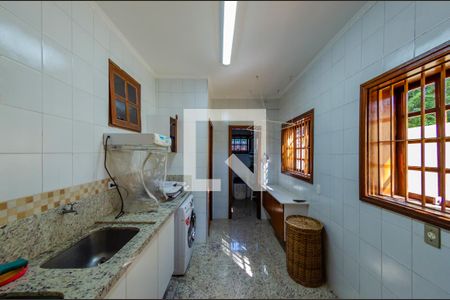 Casa para alugar com 500m², 6 quartos e 4 vagas Casa para alugar com 500m², 6 quartos e 4 vagasÁrea de Serviço