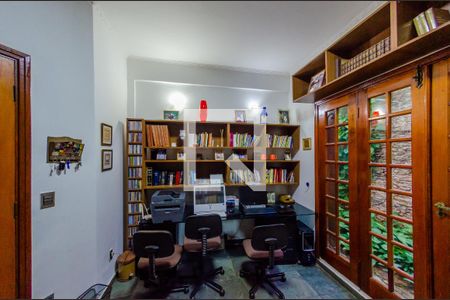 Casa para alugar com 500m², 6 quartos e 4 vagas Casa para alugar com 500m², 6 quartos e 4 vagasEscritório