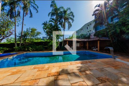 Casa para alugar com 500m², 6 quartos e 4 vagas Casa para alugar com 500m², 6 quartos e 4 vagasPiscina