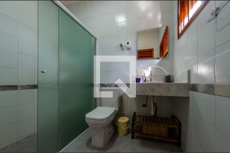 Casa para alugar com 500m², 6 quartos e 4 vagas Casa para alugar com 500m², 6 quartos e 4 vagasBanheiro da Suíte 4