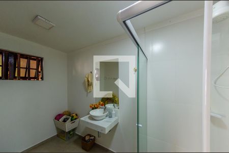 Casa para alugar com 500m², 6 quartos e 4 vagas Casa para alugar com 500m², 6 quartos e 4 vagasBanheiro da Piscina