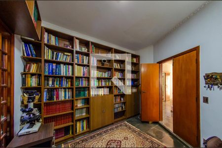 Casa para alugar com 500m², 6 quartos e 4 vagas Casa para alugar com 500m², 6 quartos e 4 vagasEscritório