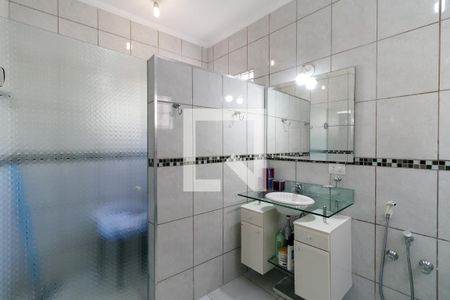 Banheiro suíte de casa à venda com 4 quartos, 147m² em Jardim Nordeste, São Paulo