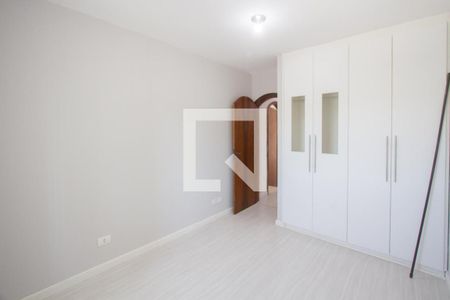 Quarto 2 de casa para alugar com 3 quartos, 120m² em Vila Congonhas, São Paulo