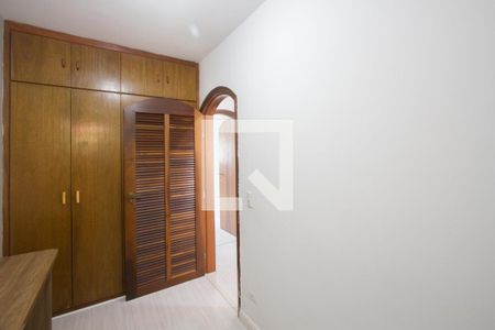 Quarto 1 de casa para alugar com 3 quartos, 120m² em Vila Congonhas, São Paulo