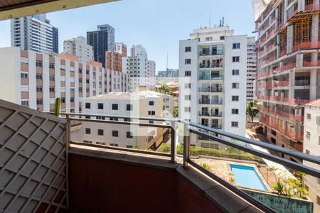 Sala - varanda de apartamento à venda com 3 quartos, 120m² em Pinheiros, São Paulo