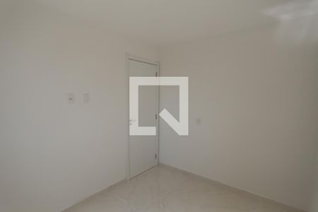 Quarto 2 de apartamento para alugar com 2 quartos, 43m² em Vila Penteado, São Paulo