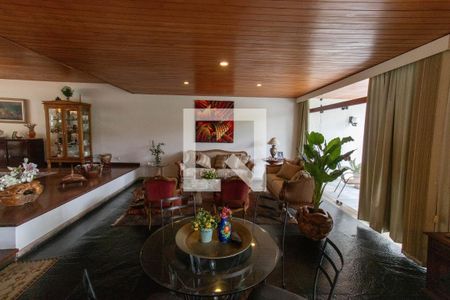 Sala de casa à venda com 4 quartos, 635m² em Boa Viagem, Niterói