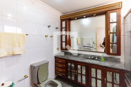 Banheiro da Suíte de apartamento à venda com 4 quartos, 140m² em Vila da Saúde, São Paulo