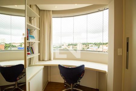 Closet de apartamento para alugar com 2 quartos, 113m² em Vila São José, São Paulo