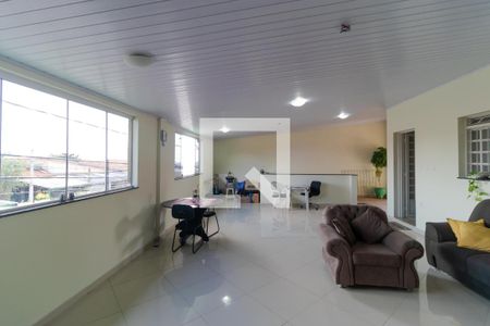 Sala 01 de casa para alugar com 4 quartos, 205m² em Vila Georgina, Campinas