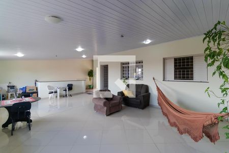 Sala 01 de casa à venda com 4 quartos, 205m² em Vila Georgina, Campinas