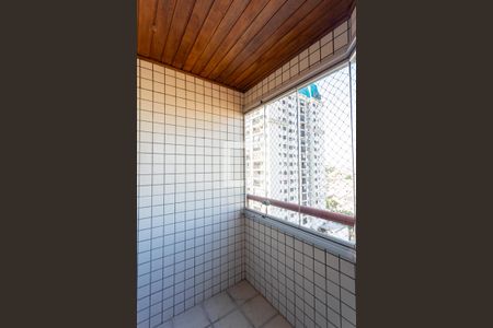 Varanda de apartamento à venda com 3 quartos, 70m² em Vila Osasco, Osasco