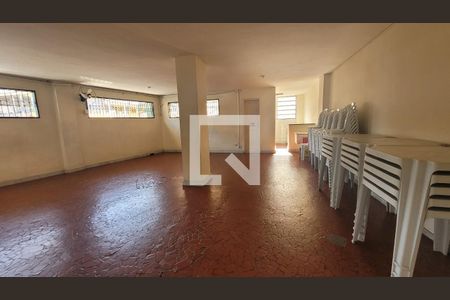 Apartamento à venda com 65m², 2 quartos e 1 vaga Apartamento à venda com 65m², 2 quartos e 1 vagaÁrea comum - Salão de festas