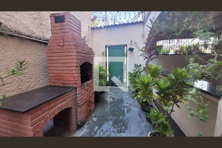 Apartamento à venda com 65m², 2 quartos e 1 vaga Apartamento à venda com 65m², 2 quartos e 1 vagaÁrea comum - Churrasqueira