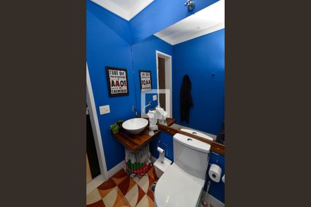 Apartamento à venda com 68m², 2 quartos e 1 vaga Apartamento à venda com 68m², 2 quartos e 1 vagaBanheiro