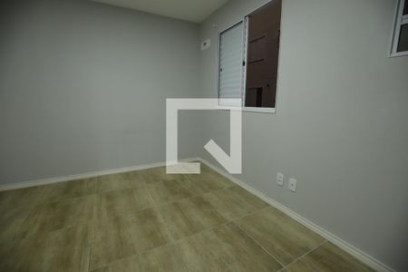 Quarto de apartamento para alugar com 1 quarto, 42m² em Parque Santa Rosa, Suzano