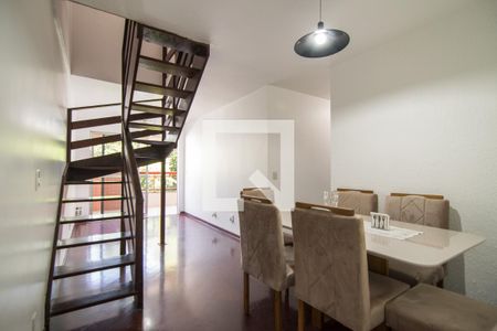 Sala 1 de apartamento para alugar com 4 quartos, 210m² em Freguesia de Jacarepaguá, Rio de Janeiro