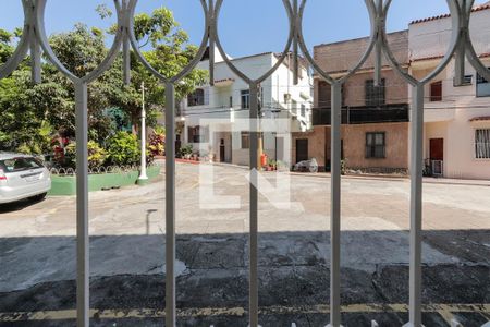 Vista Sala de casa de condomínio à venda com 3 quartos, 180m² em Cachambi, Rio de Janeiro