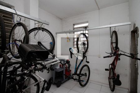 Bicicletário de kitnet/studio para alugar com 1 quarto, 32m² em Campos Elíseos, São Paulo