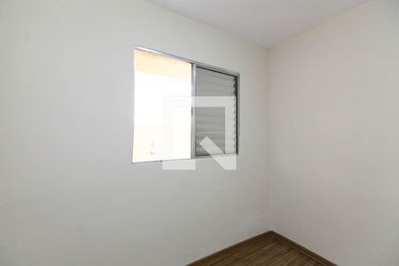 Quarto 1  de casa de condomínio à venda com 2 quartos, 100m² em Vila Carmosina, São Paulo